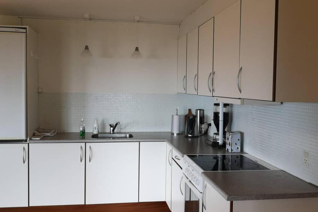 Large Apartment With Fabulous View Of Tórshavn Екстериор снимка